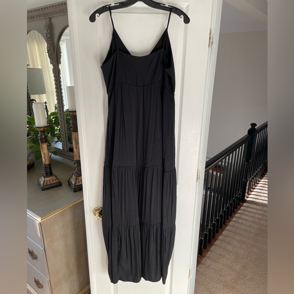 Sexy black maxi dress from Banana Republic
